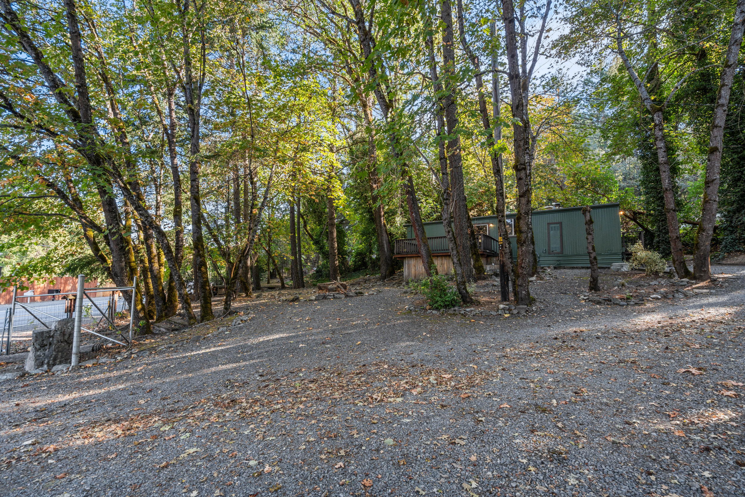 Listing Image 25