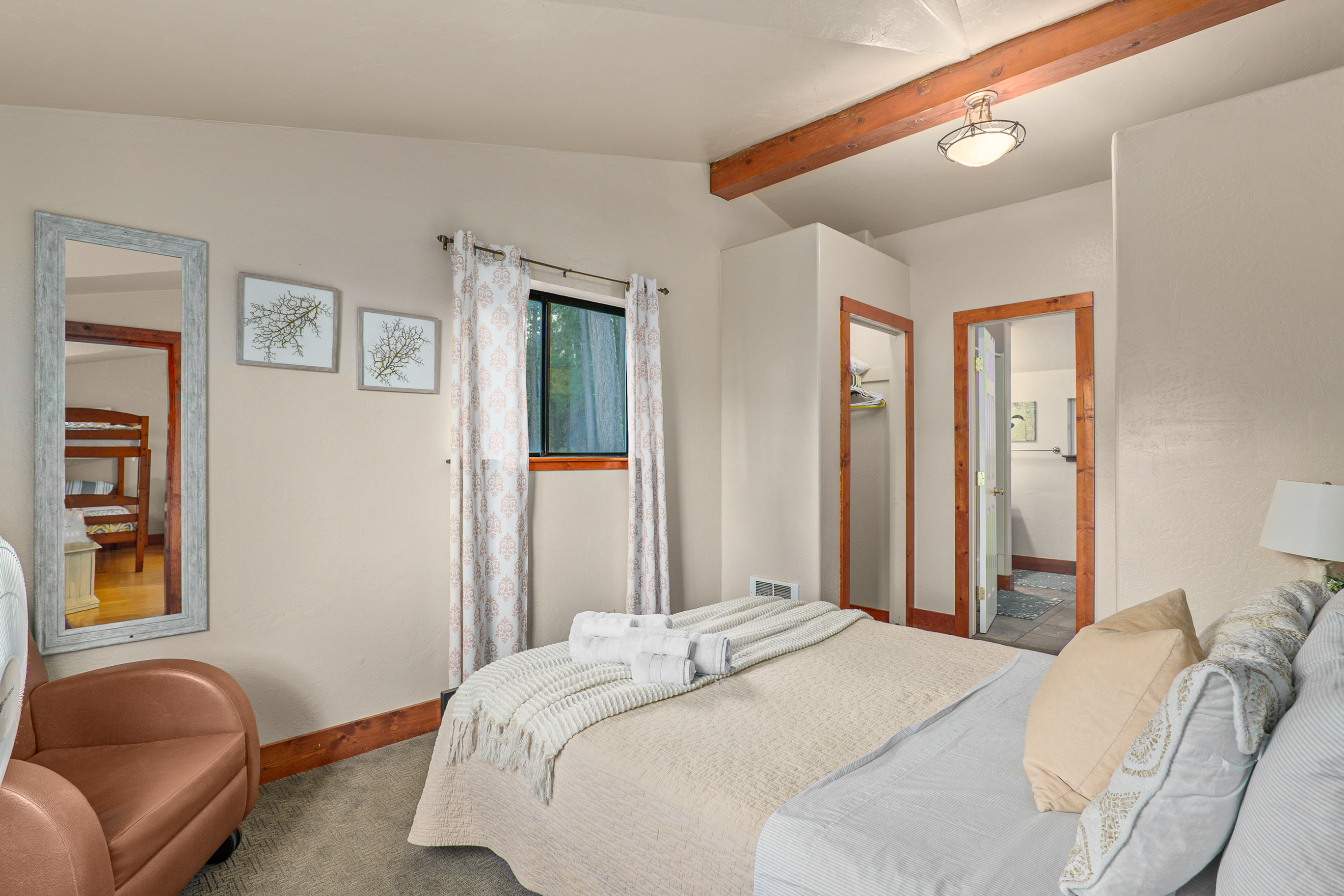 Applegate River Retreat - 11677 Hwy 238