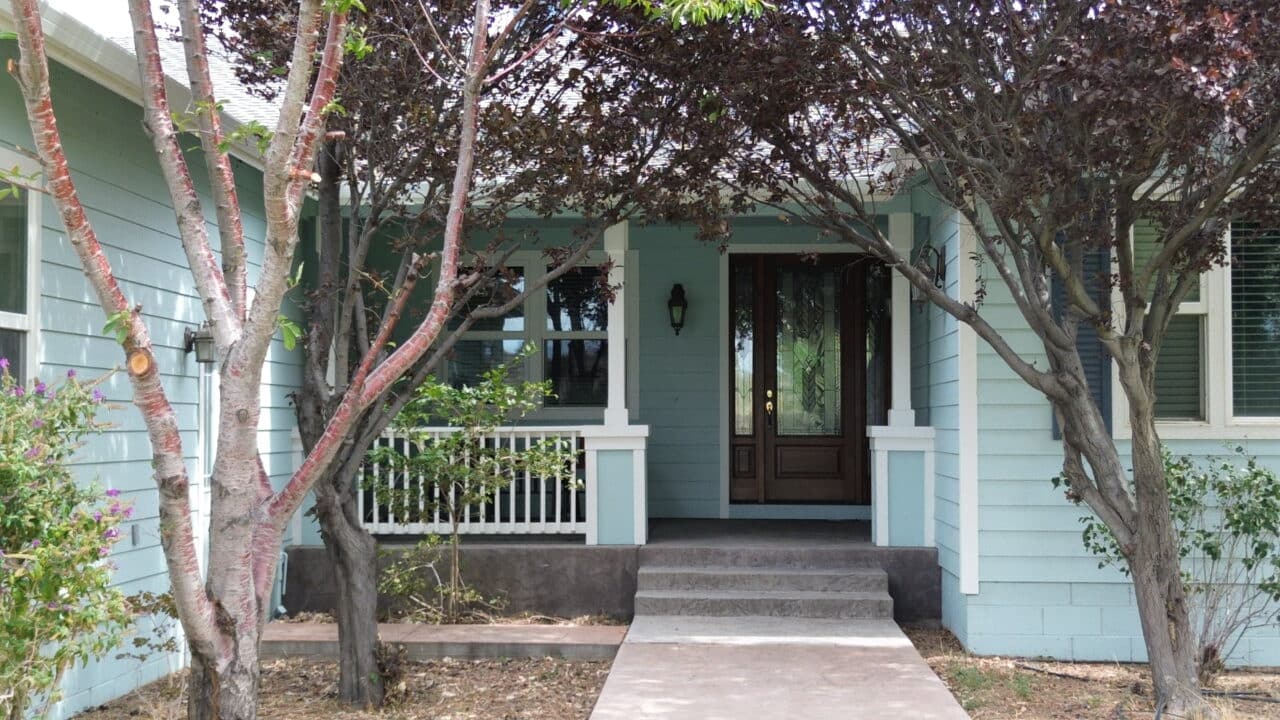 Listing Image 12