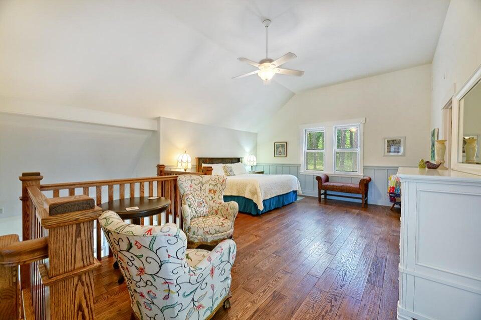 Listing Image 54