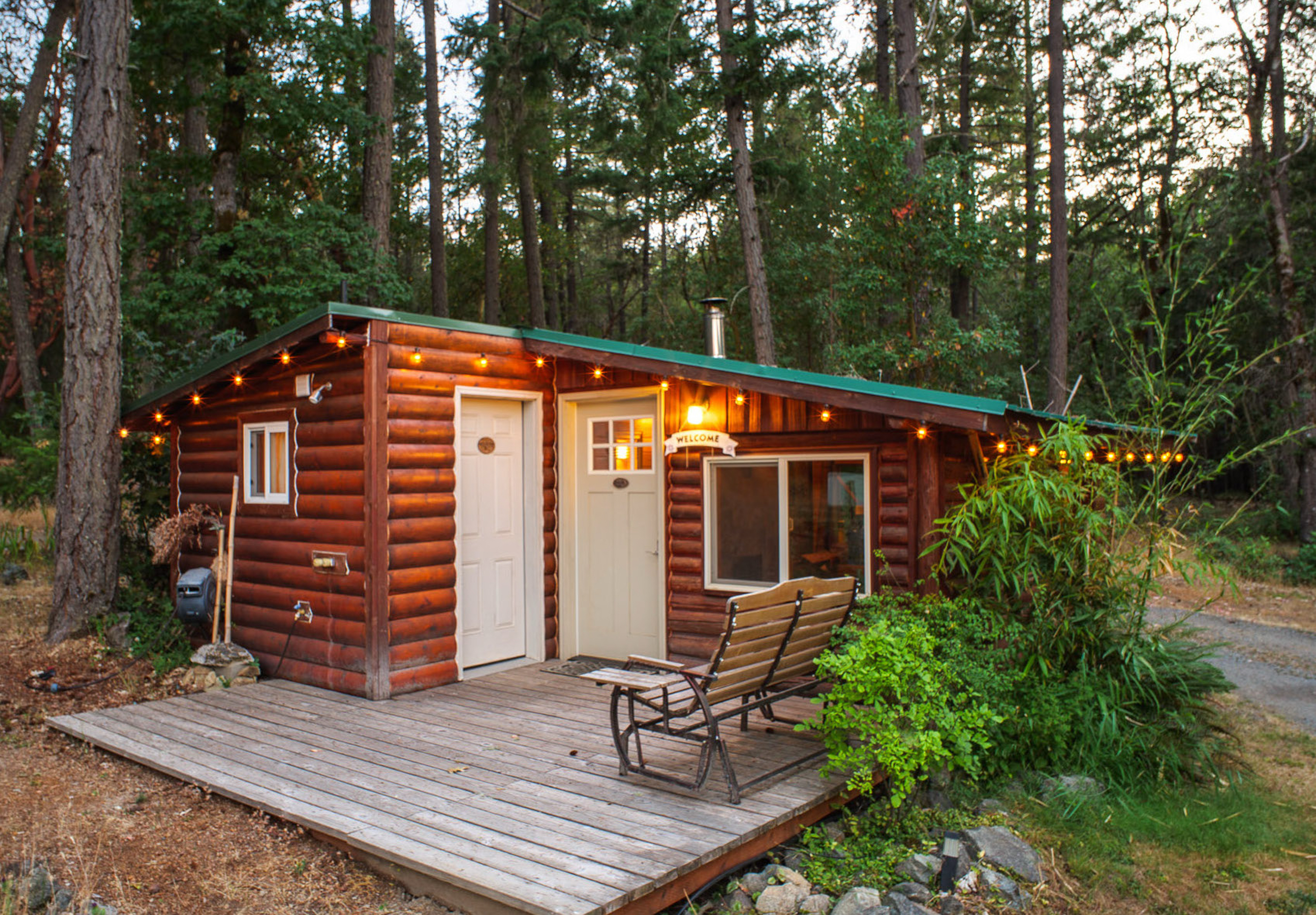 Applegate River Retreat - 11677 Hwy 238