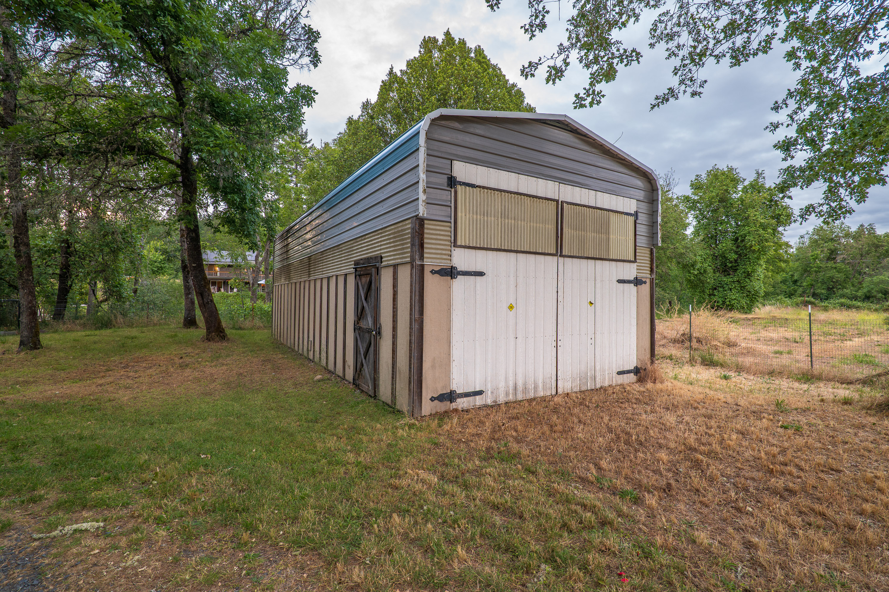 Listing Image 44