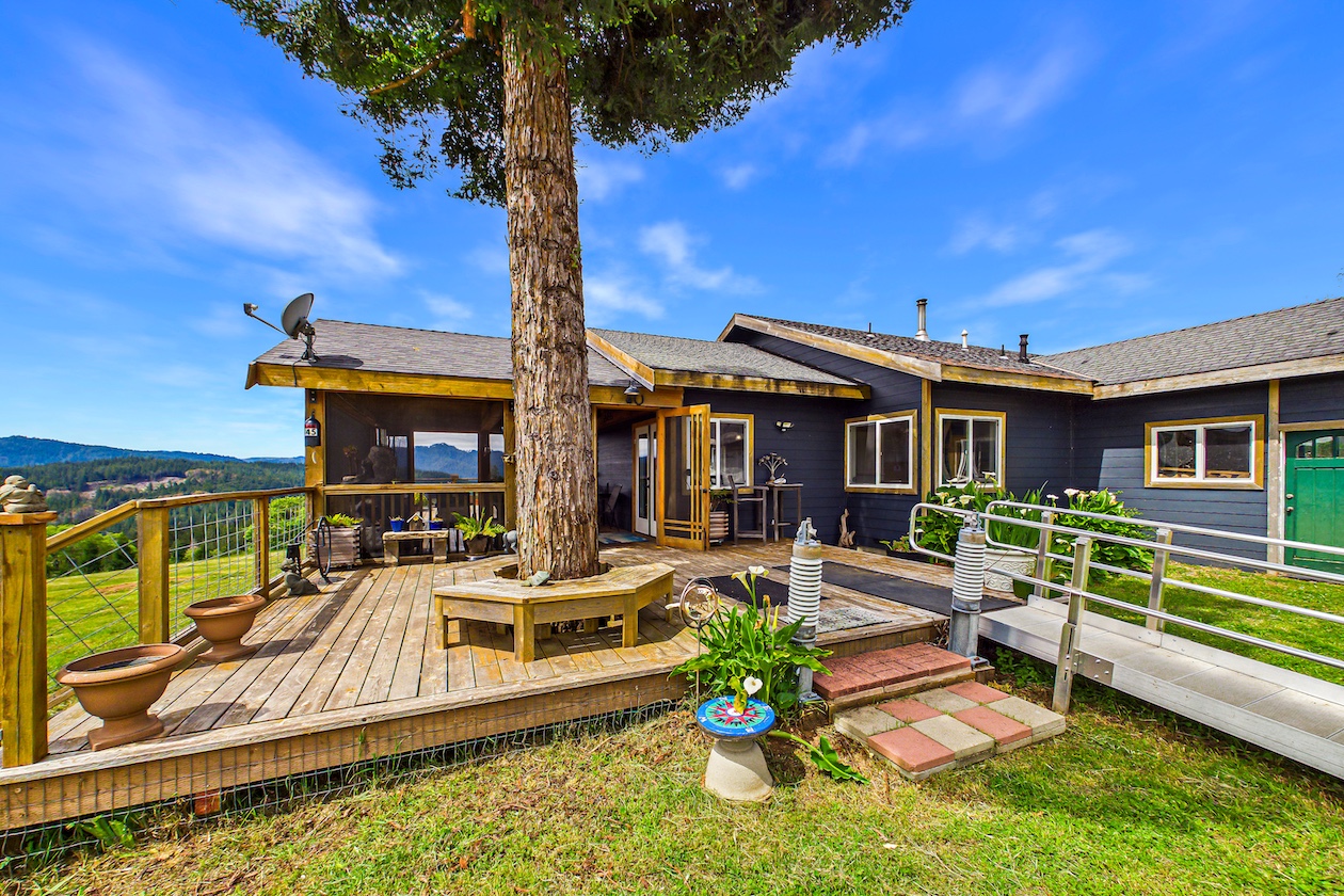 Listing Image 9