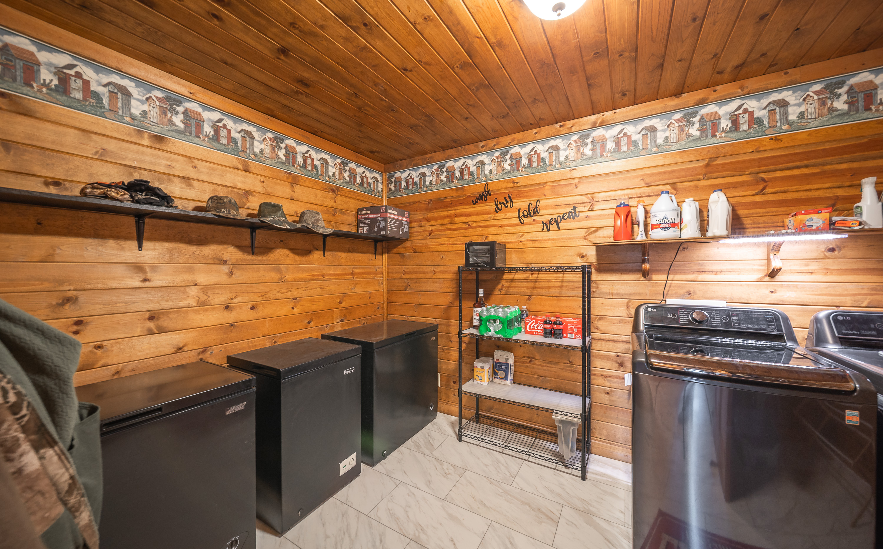 Coombs Luxury Cabin