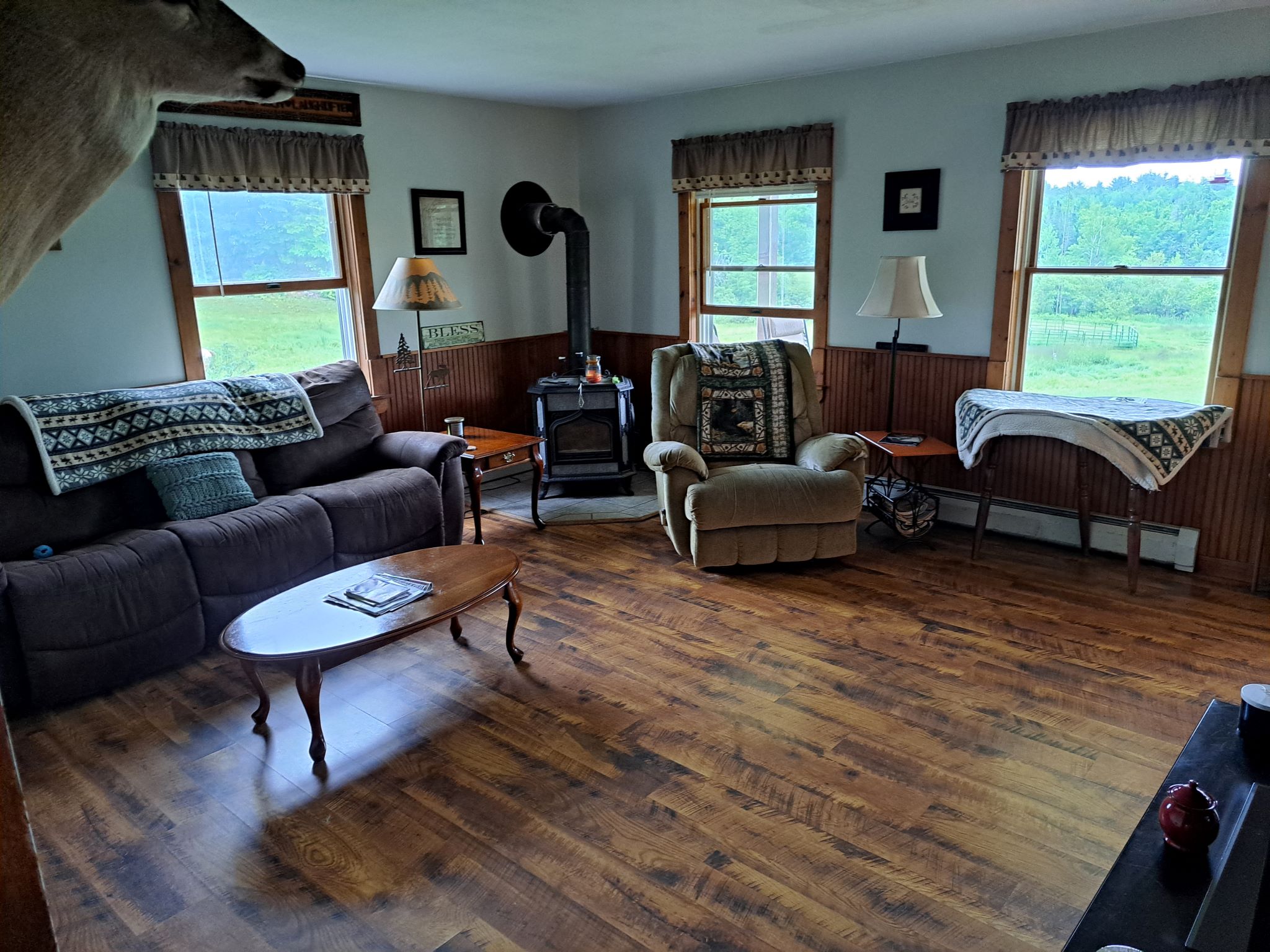Listing Image 12