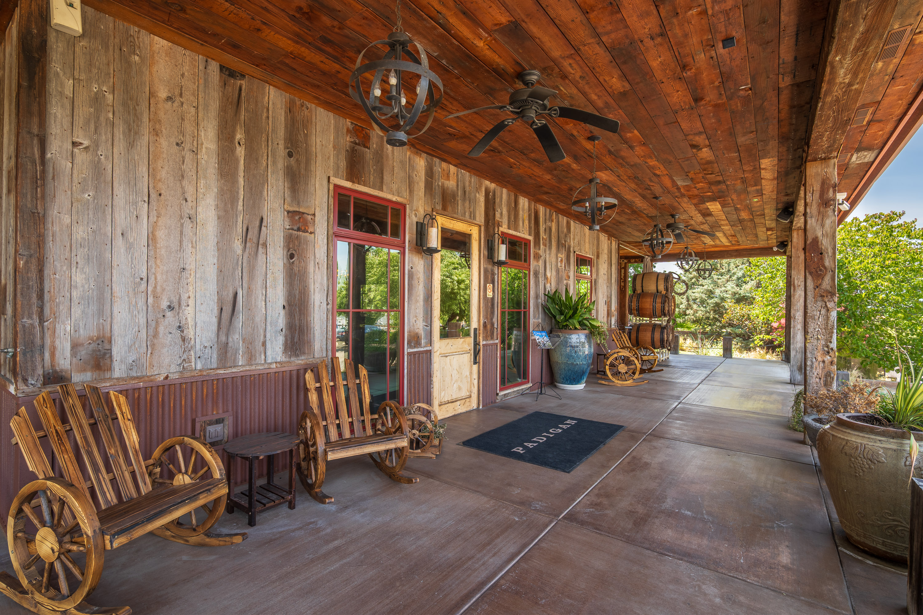 Listing Image 8