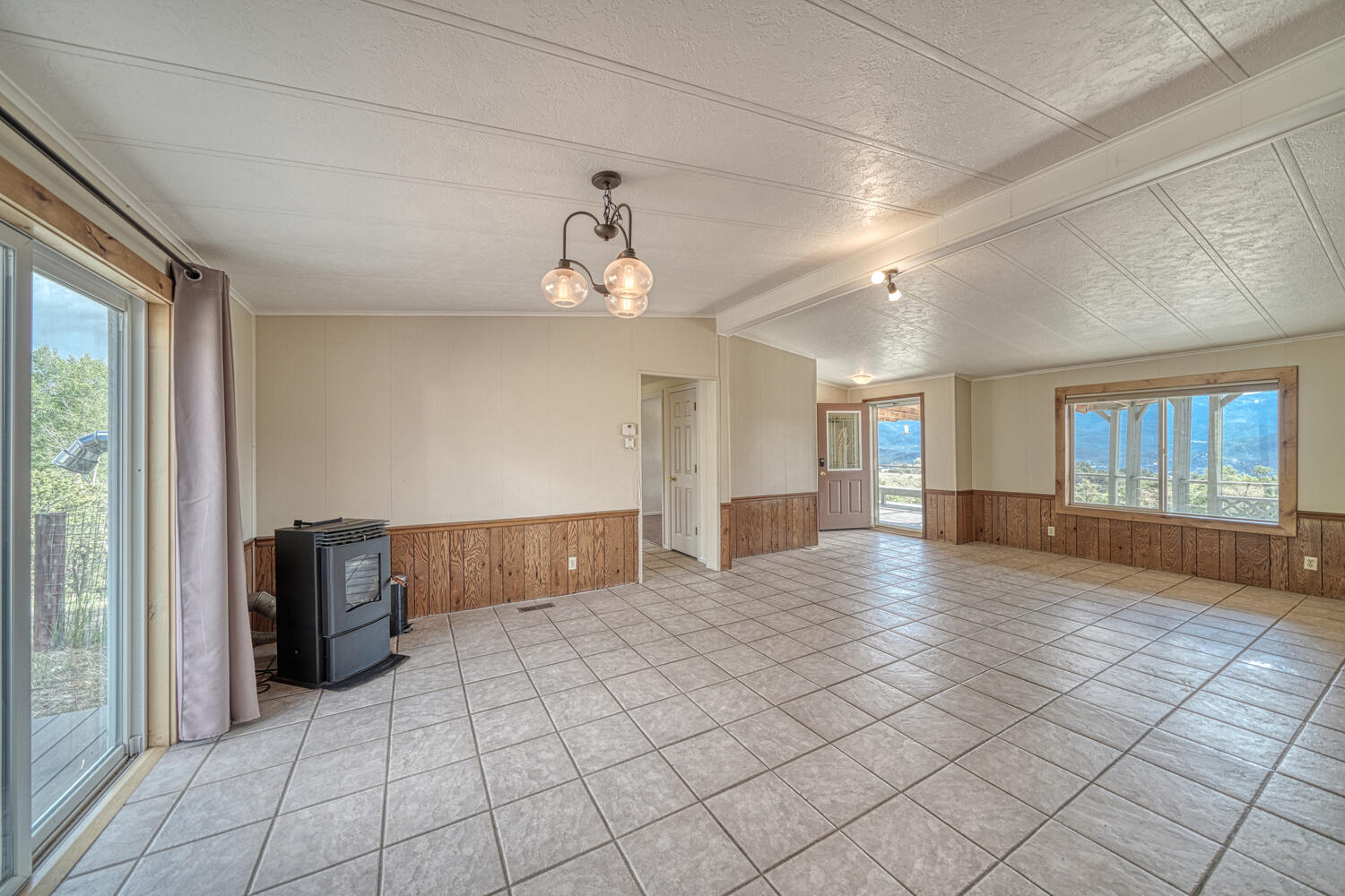 A true Colorado Mountain retreat!