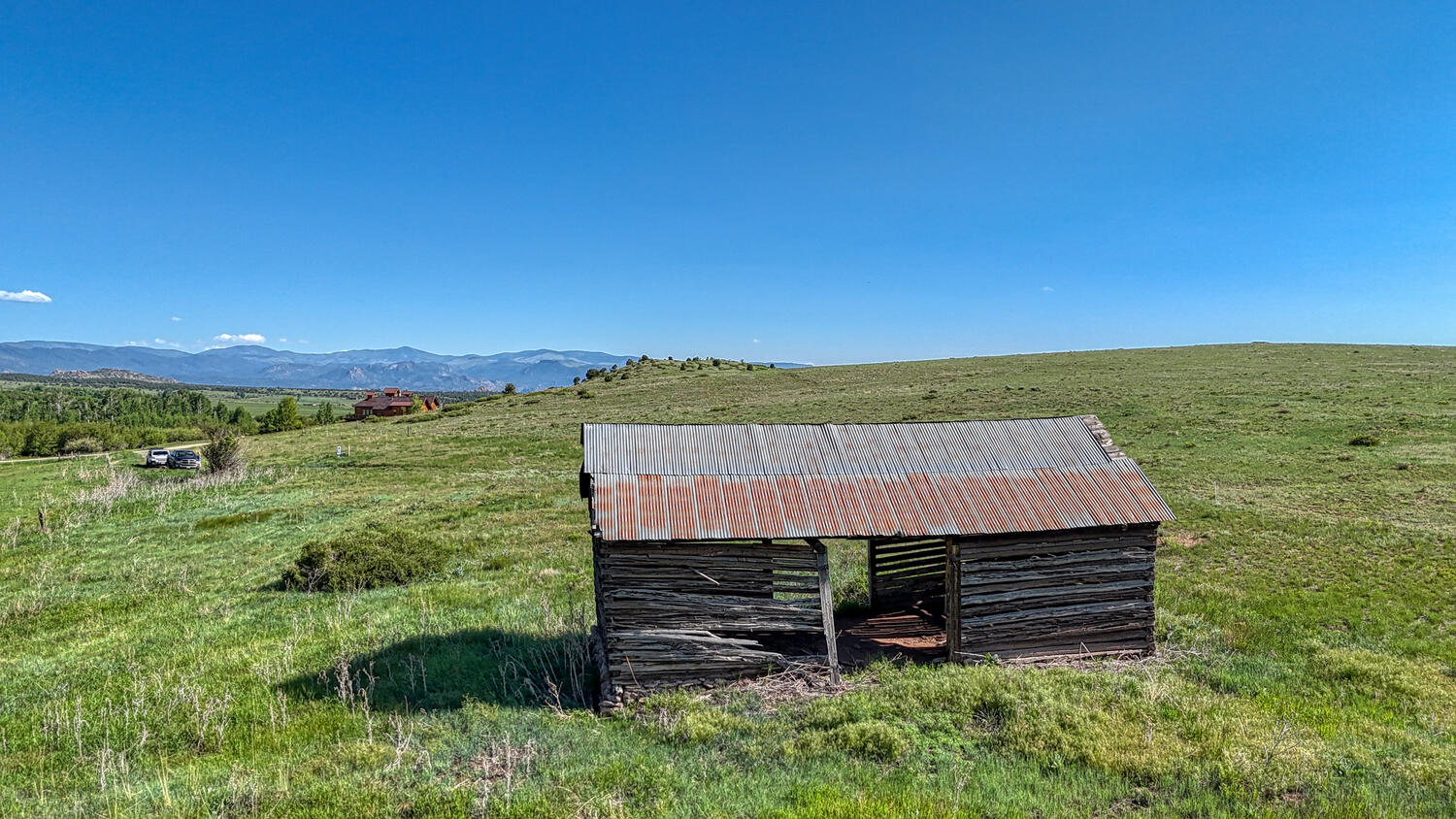 Looking for the perfect mountain ranch with none of the associated headaches? This is it!