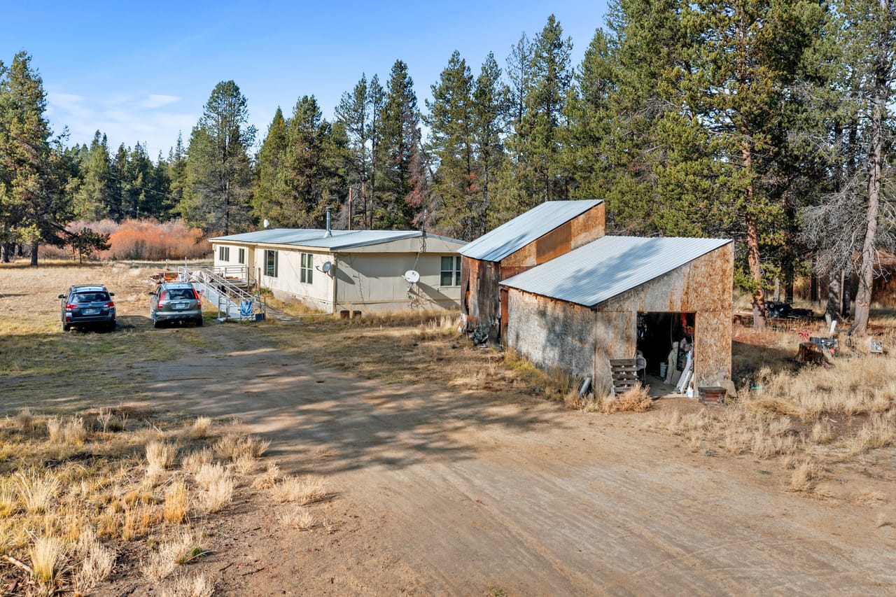 141580 N Hwy 97 - Tranquil Riverfront Home for Sale
