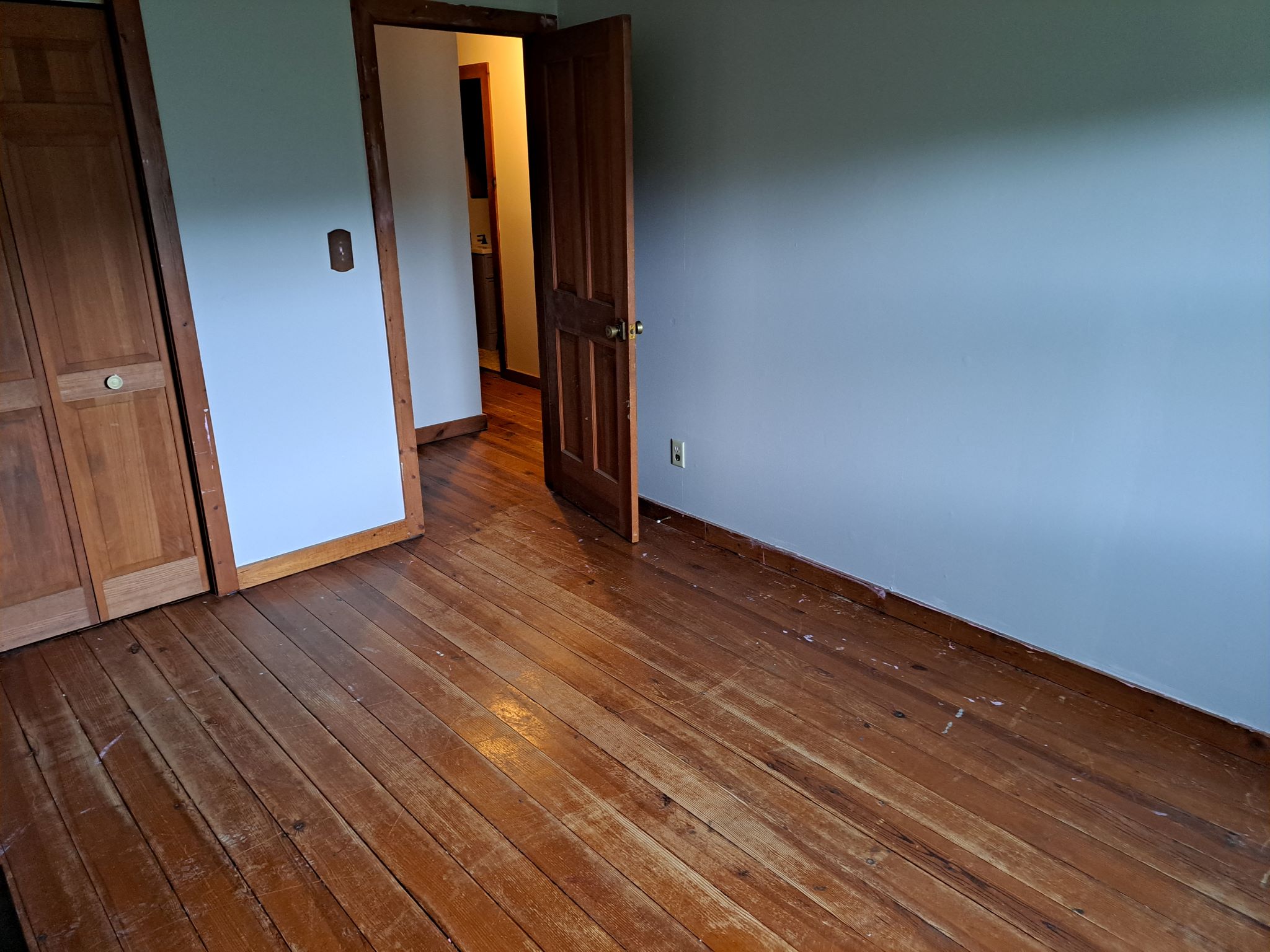 Listing Image 26